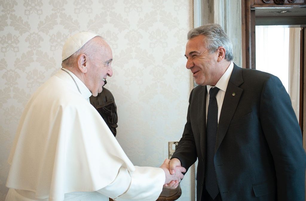 Lavoro. Sbarra: “Da Papa Francesco un riconoscimento al ruolo indispensabile del sindacato ed un forte stimolo a fare di più per cambiare il sistema economico”