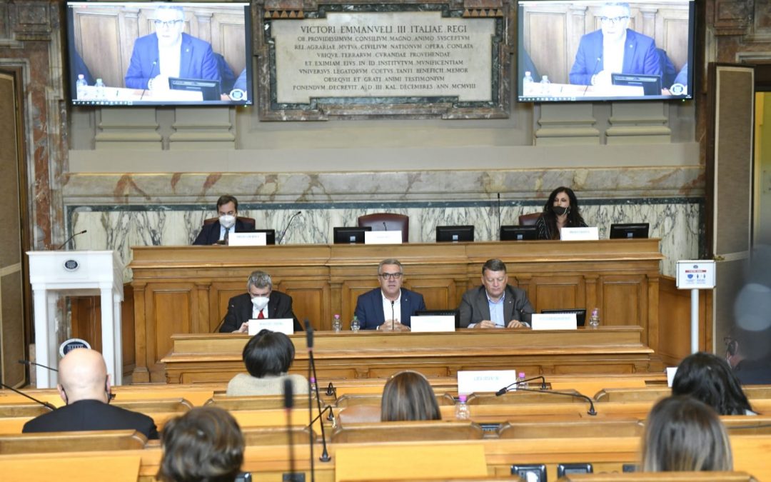 L’iniziativa Cgil Cisl Uil al Cnel. Sbarra: “Completa integrazione europea unica via per uscire dalla crisi salvaguardando occupazione, crescita, coesione”