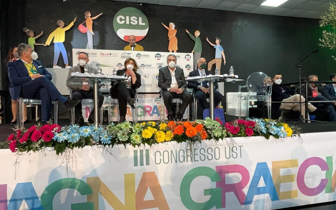 Lavoro. Sbarra al  congresso dell’Ust Cisl Magna Grecia: “Sosteniamo il Paese sulla strada della crescita, del lavoro e dello sviluppo”