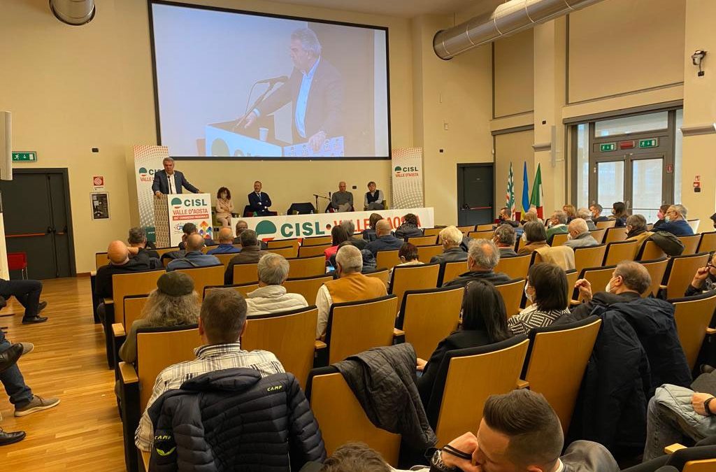 Lavoro. Sbarra al Congresso della Cisl Valle d’Aosta: “La crescita è la condizione che assicura stabilità, coesione sociale, ripresa delle attività economiche”