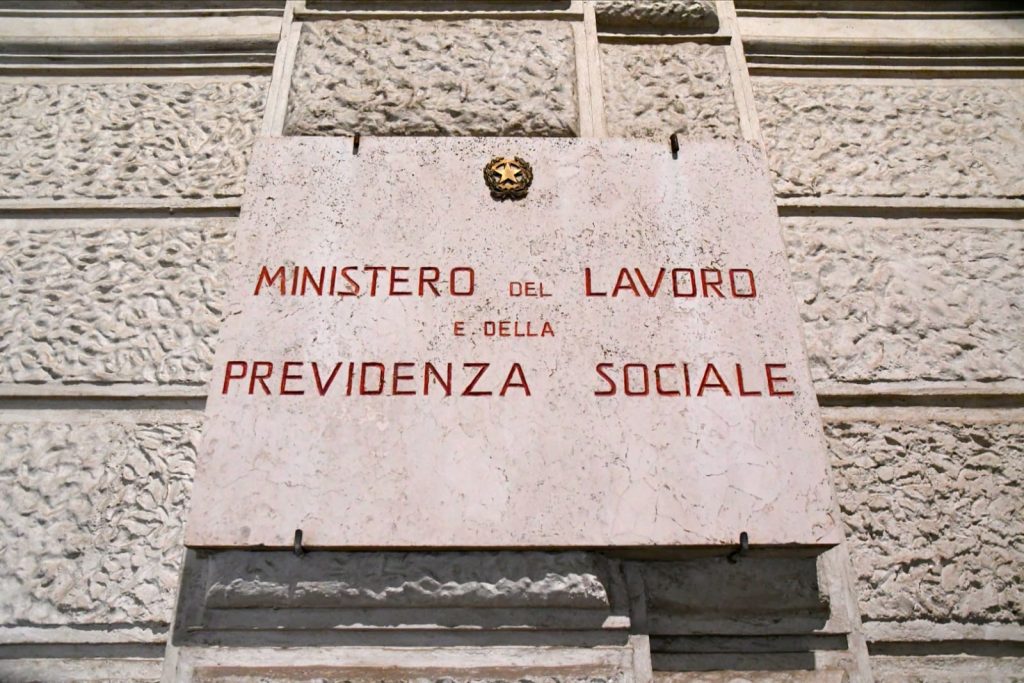 Pensioni. Cisl “Proroga pensione con opzione donna nel 2024 e 2025 senza penalizzazioni. Tutele