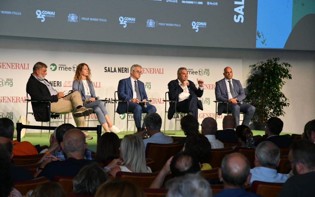 Lavoro. Sbarra al Meeting di Rimini. “Bisogna investire sul capitale umano. La formazione deve diventare un diritto-dovere soggettivo. Sullo Statuto della Persona nel mercato del lavoro vorremmo sentire parlare la politica”.