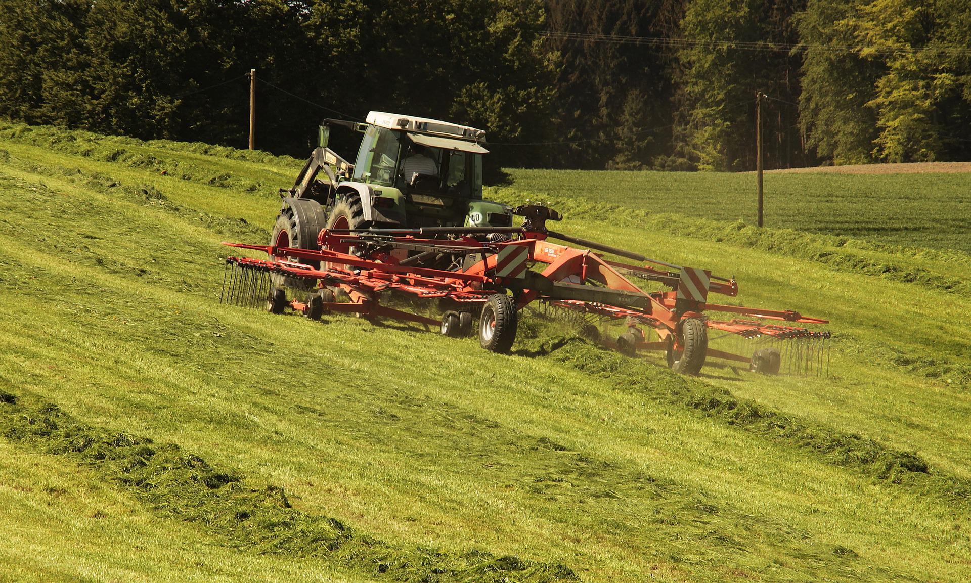 agricoltura trattore pixabay