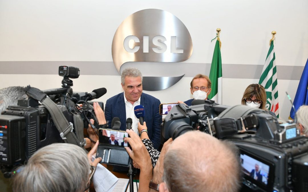 “Fermiamo il caporalato digitale” – Il Tirreno