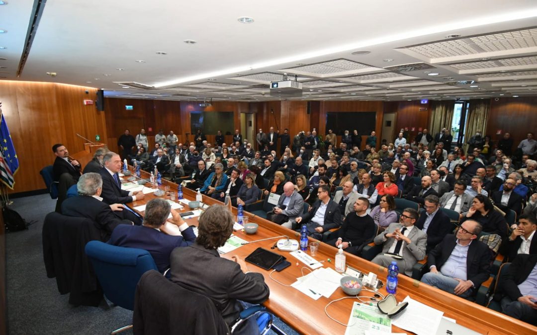 Industria. Cisl: “Serve ‘patto’ condiviso tra istituzioni, sindacato confederale e associazioni imprenditoriali per affrontare cambiamenti strutturali e coniugare concretamente sostenibilità ambientale, sociale ed economica”