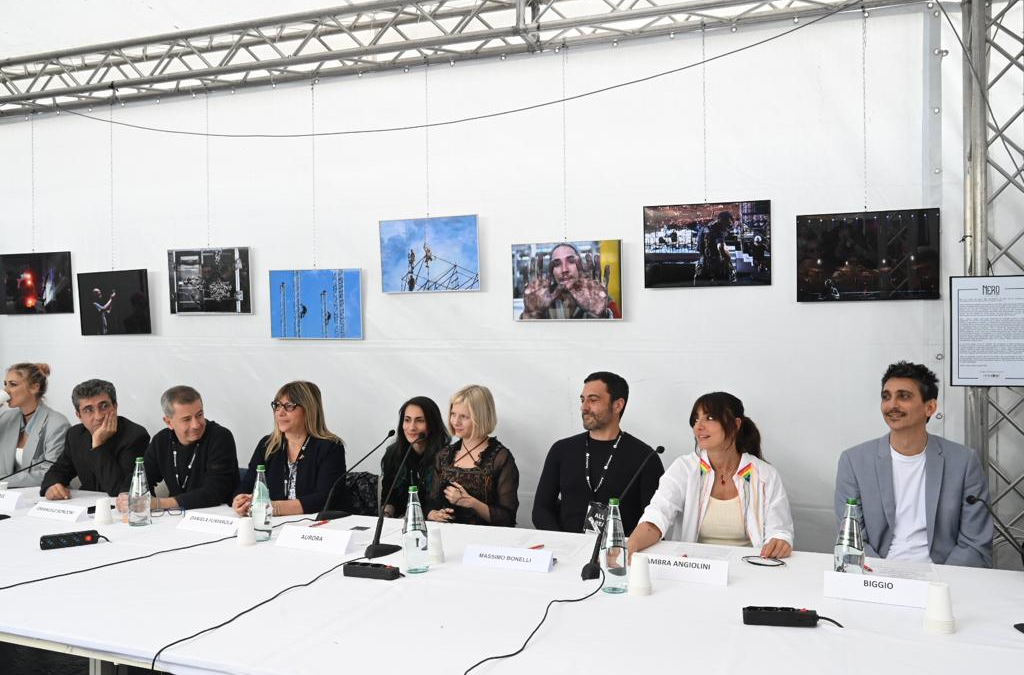 Primo Maggio. Conferenza stampa ‘Concertone’.  Fumarola: “Il messaggio sul valore costituzionale del lavoro può essere veicolato attraverso la musica, uno strumento universale che abbraccia più generazioni” ­­