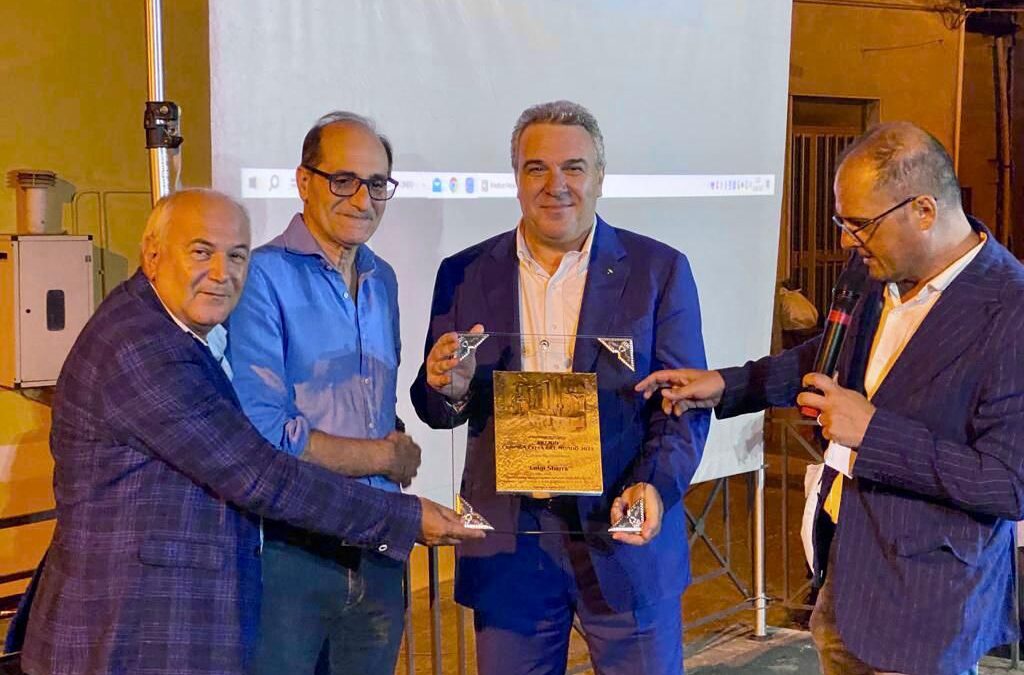 Consegnato al Segretario della Cisl il Premio “Curinga Città del Mondo”. Sbarra: “Colmare divari occupazionali, economici e infrastrutturali che frenano la crescita del Sud e di tutto il Paese”