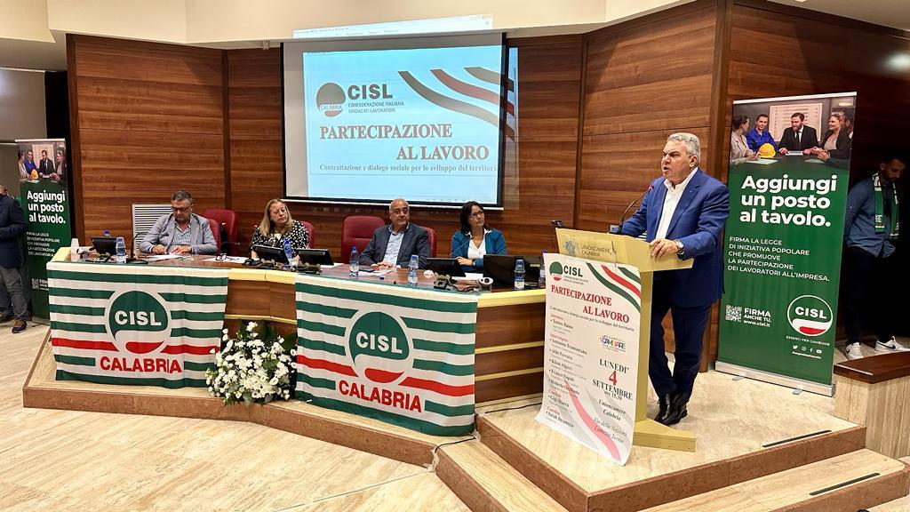 Il convegno della Usr Cisl Calabria. Sbarra: “La partecipazione è la vera sfida per dare più potere di controllo ai lavoratori”