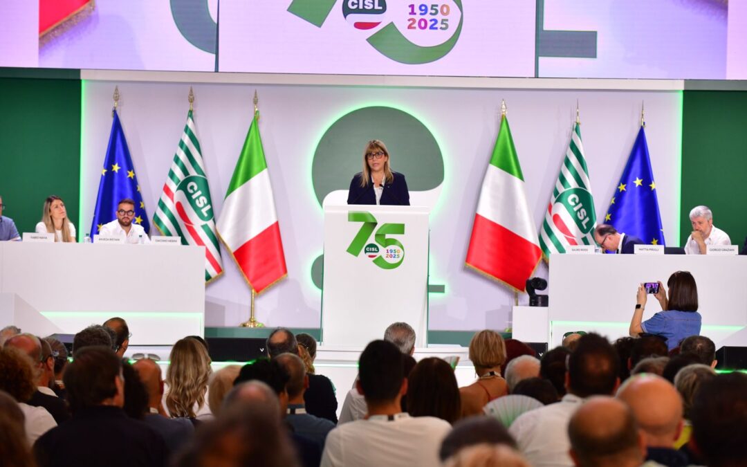 Lavoro. Daniela Fumarola chiude il XX Congresso Cisl: “Ora sul Patto Sociale passiamo dalle intenzioni all’azione per affrontare le sfide del futuro. La Cisl è pronta a fare la sua parte, dentro un campo riformista e con rinnovati rapporti unitari”
