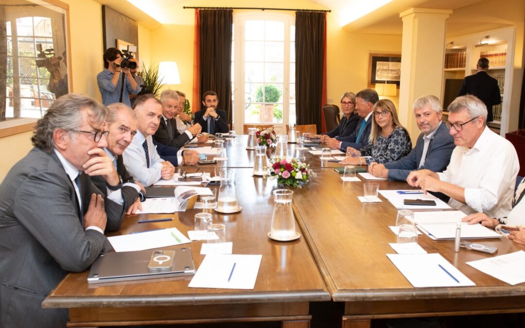 Lavoro. Fumarola: “Incontro utile con Confindustria. Prosegue cammino verso documento di sintesi su richieste da portare al Governo”
