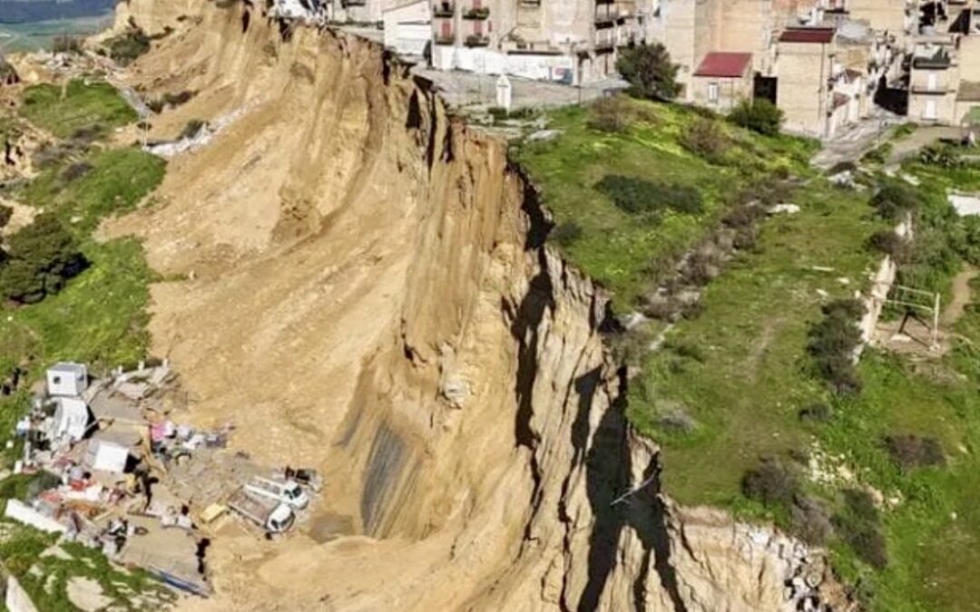 Niscemi. Fumarola: “Solidarietà alla popolazione colpita. Garantire assistenza, accoglienza alle famiglie, sostenere lavoratori e attività coinvolte, assicurare una rapida ricostruzione”