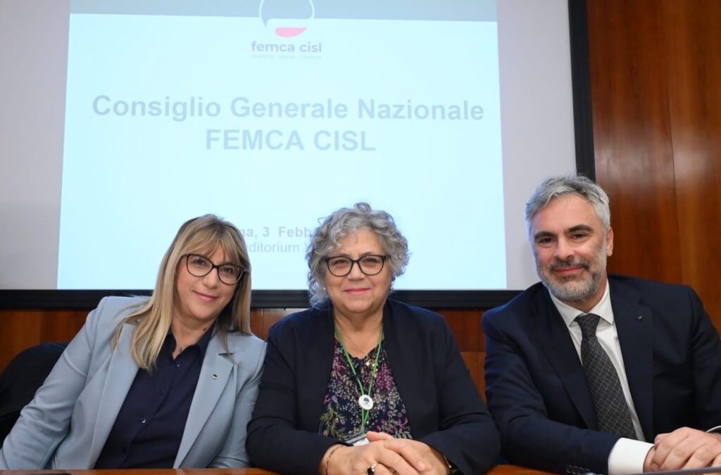 Lavoro. Fumarola: «Firma contratto settori vetro, lampade e display risultato di grande valore. Contrattazione strumento fondamentale per migliorare le condizioni di lavoro e accompagnare le transizioni industriali»
