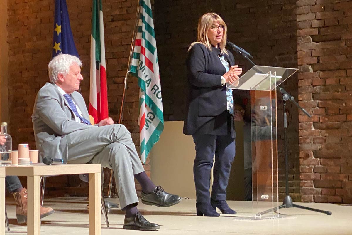 Fumarola-a-Bologna Daniela Fumarola a Bologna per la presentazione libro “Talenti alla pari”