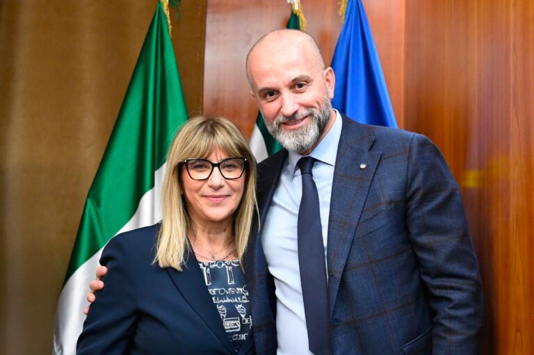 Daniela Fumarola e Riccardo Colombani - Rinnovo del contratto nazionale delle assicurazioni
