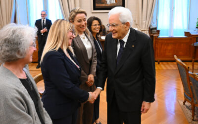 Mattarella. Fumarola augura buon compleanno al Presidente: «Esempio prezioso per il Paese»