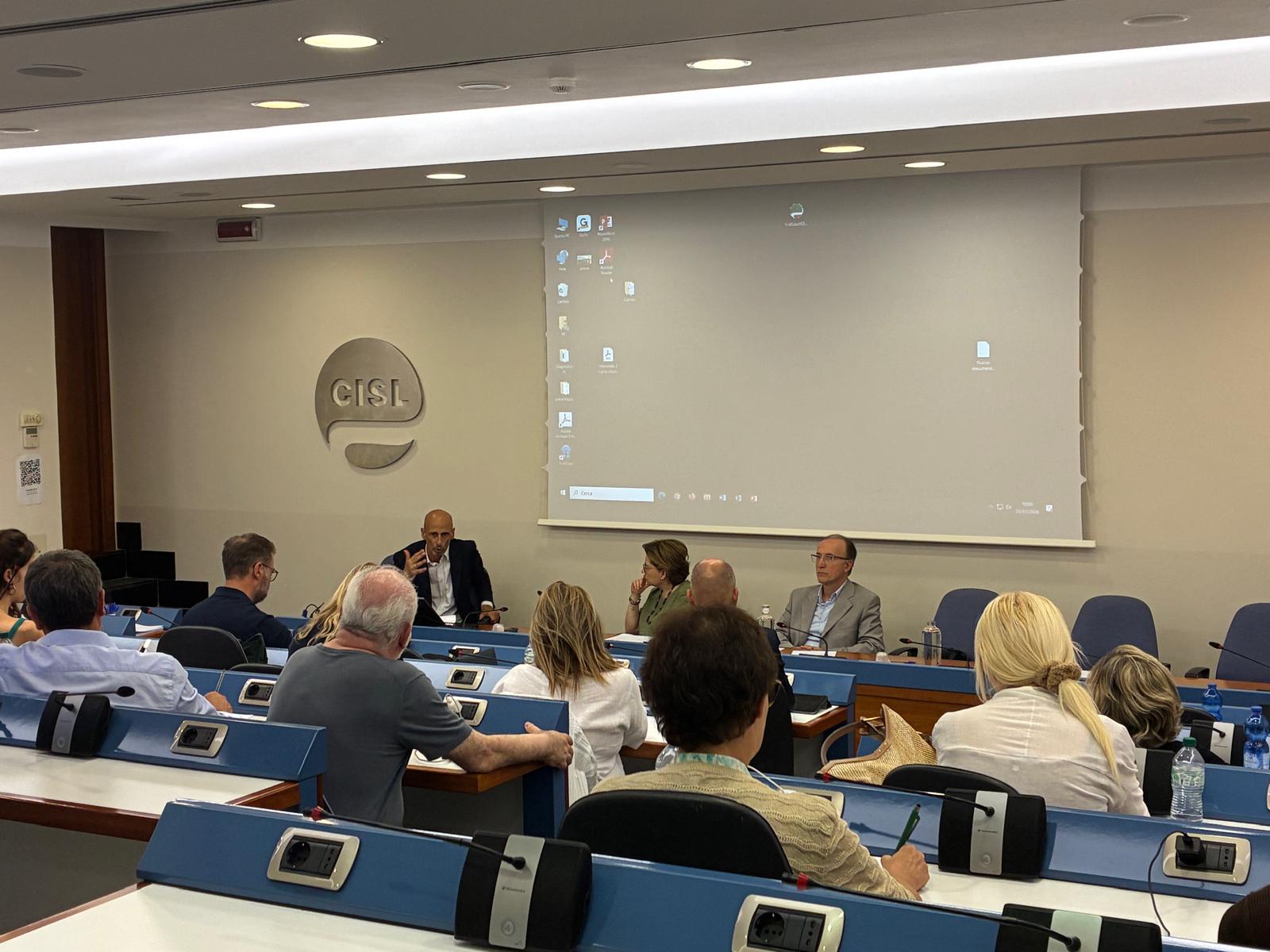 Formazione. Concluso seminario Cisl e Cisl Scuola: “La programmazione territoriale delle politiche dell’istruzione”