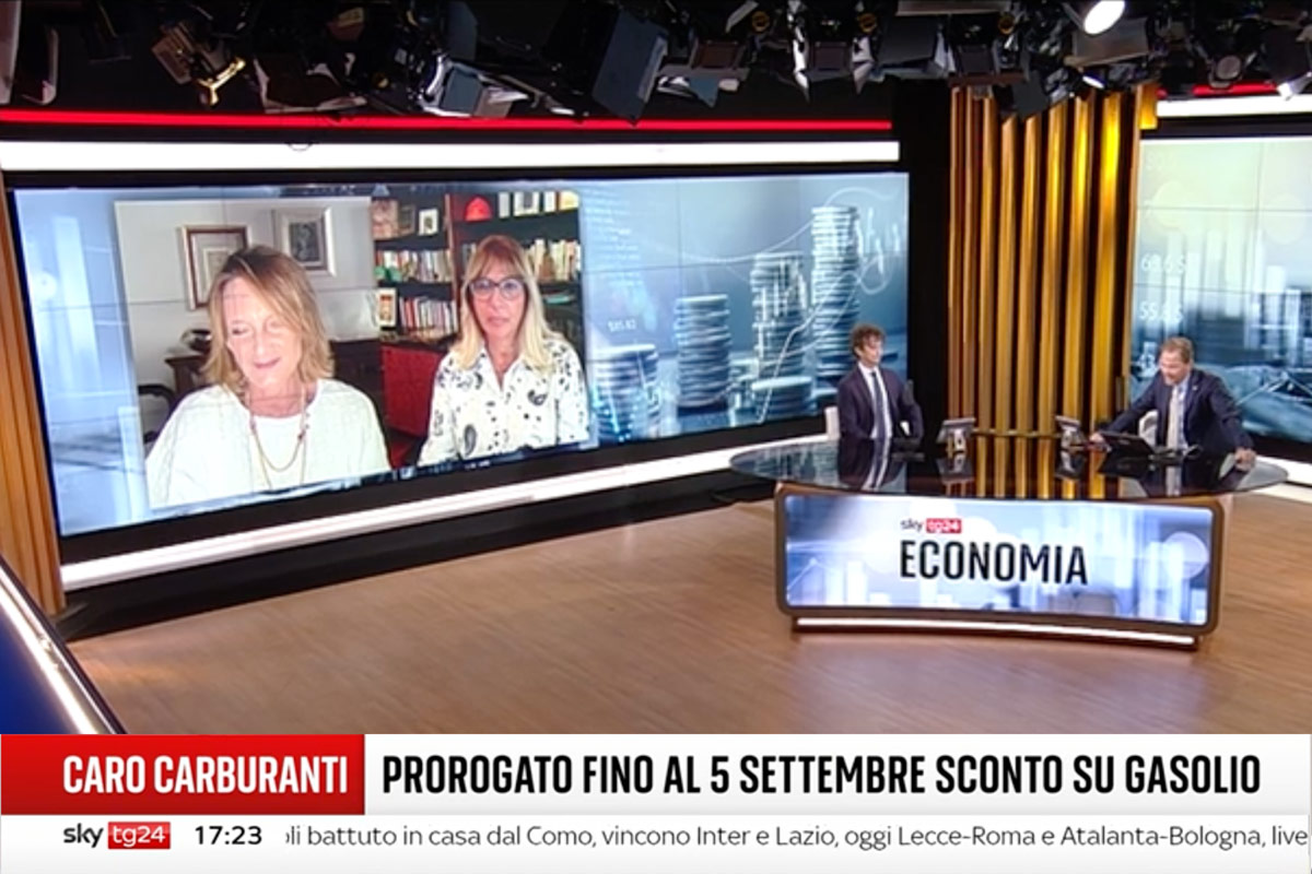 Fumarola-SkyTg24 Per la CISL l'emergenza caro-carburanti richiede lo sconto accise per i redditi bassi. Fumarola a SkyTg24 chiede tutele urgenti su salari ed ex Ilva.