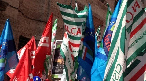 Ccnl legno arredo. Feneal, Filca, Fillea: sciopero nazionale il 28 ottobre dei lavoratori del legno per il rinnovo del contratto e la difesa del salario