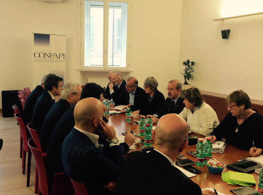 Contratti. Confronto Cgil, Cisl, Uil e Confapi. Furlan: “Un buon inizio”