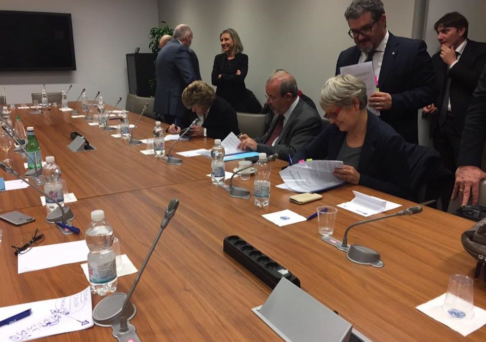 Contrattazione. Firmati a distanza di meno di 24 ore gli accordi sulla riforma del modello contrattuale dell’artigianato e del commercio